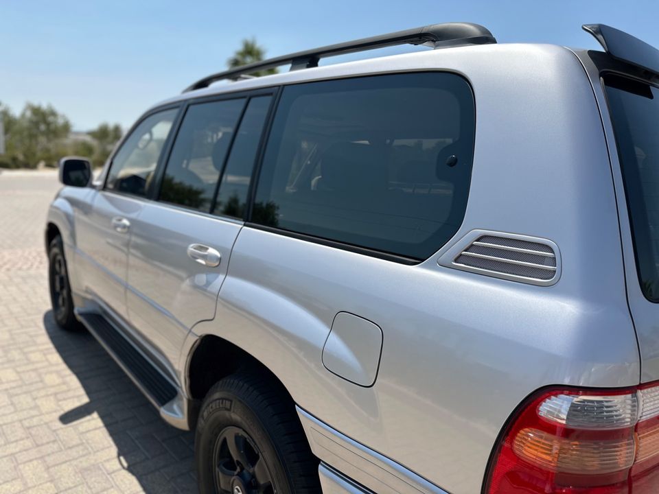 2000 Toyota Land Cruiser