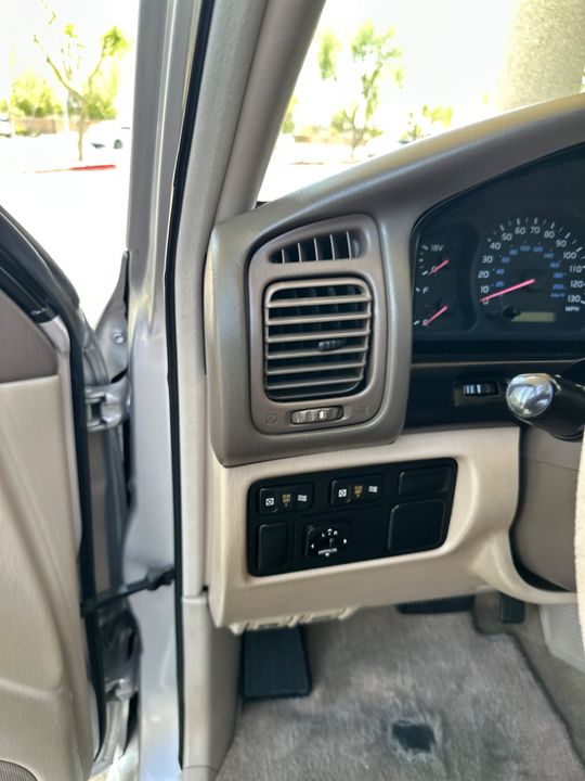2000 Toyota Land Cruiser