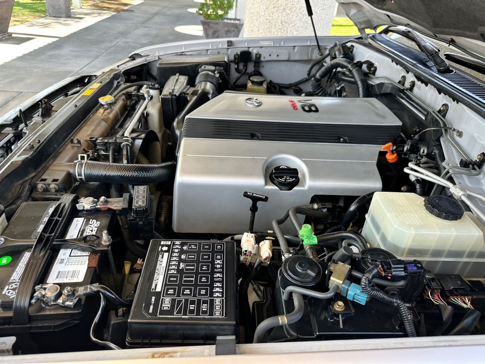 2000 Toyota Land Cruiser