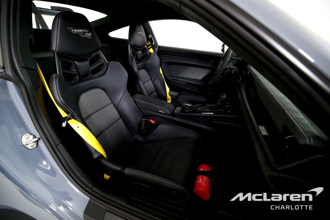 2025 Porsche 911