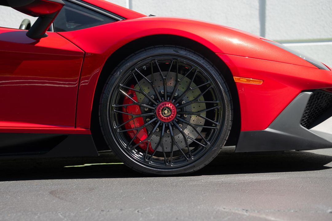 2016 Lamborghini Aventador