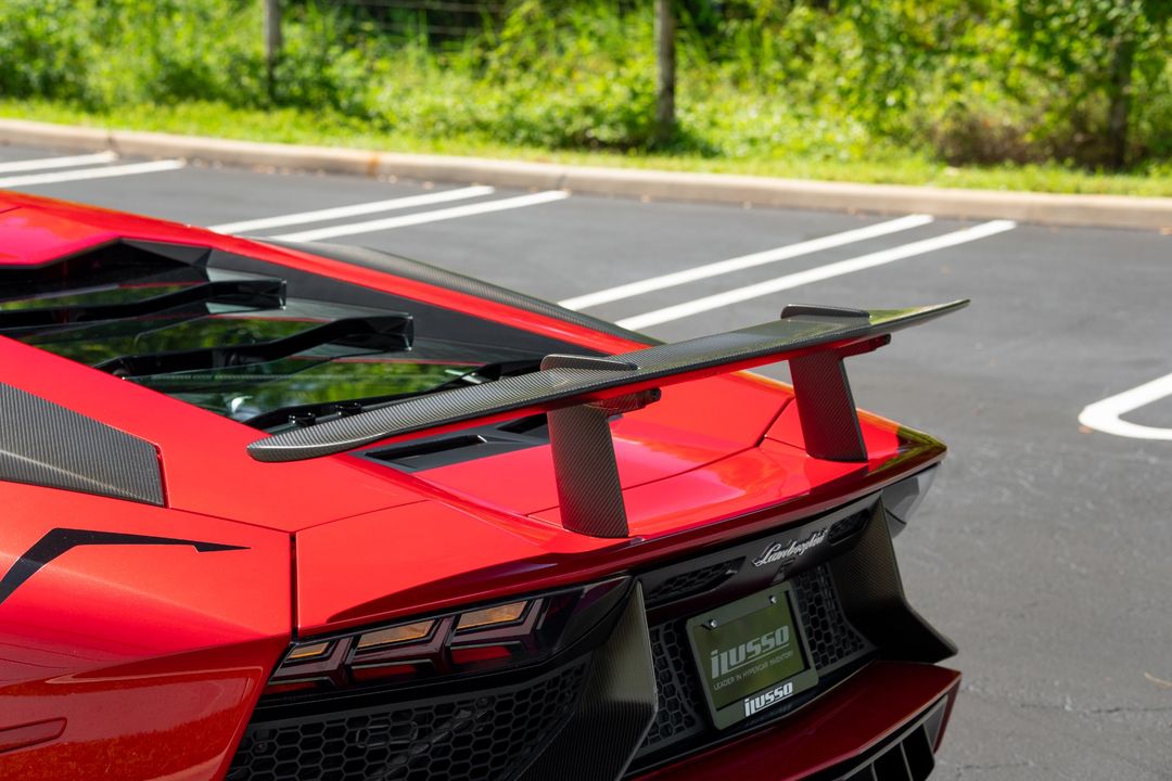 2016 Lamborghini Aventador