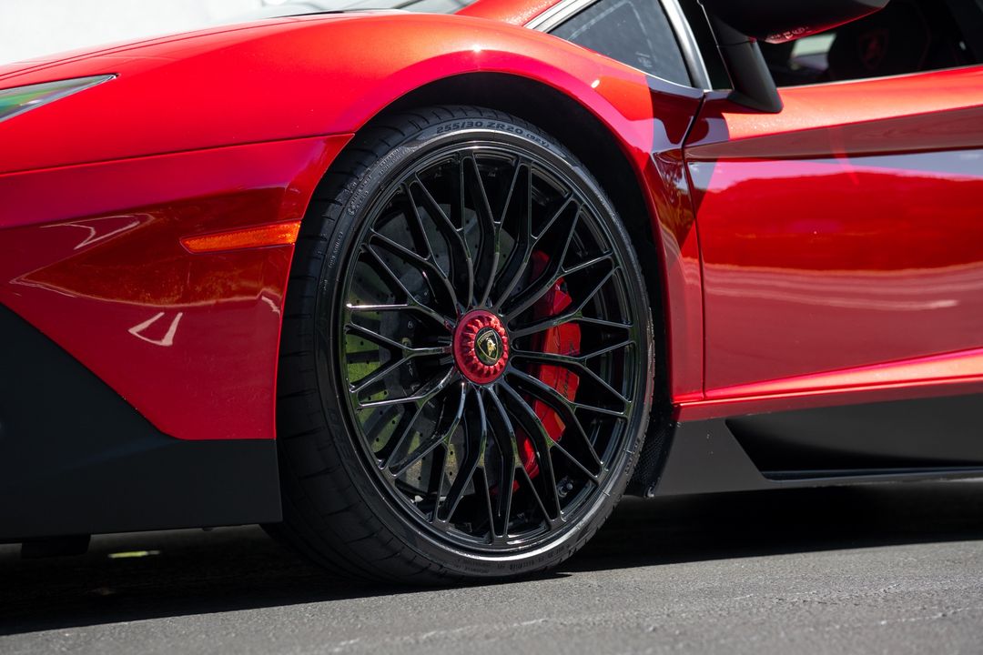 2016 Lamborghini Aventador