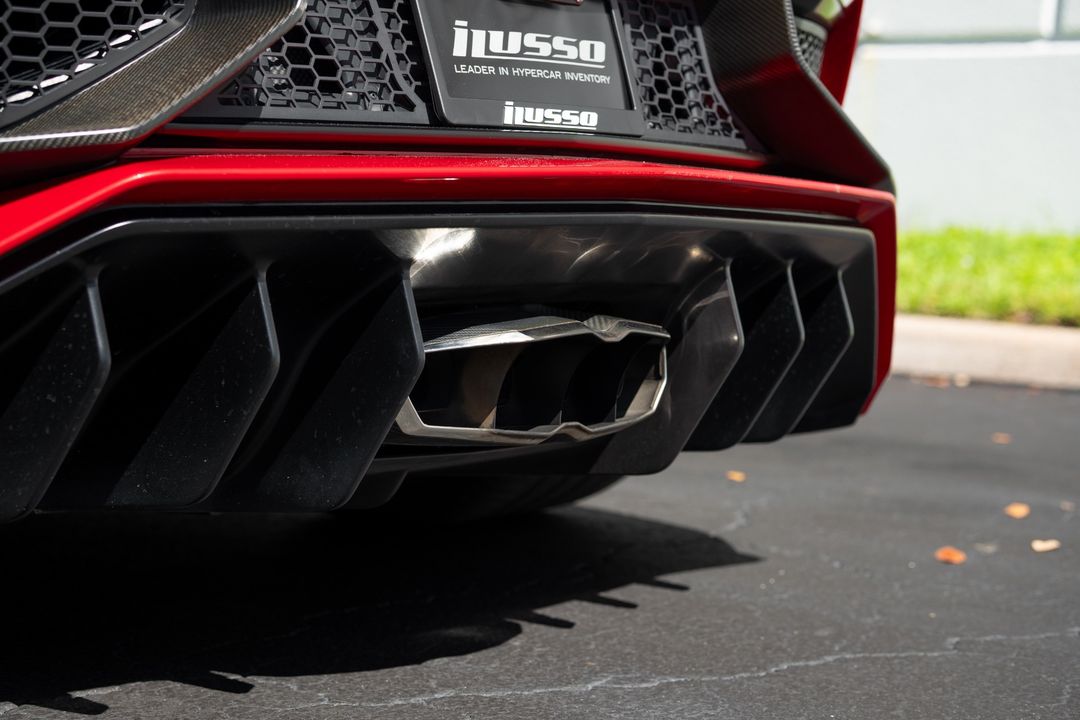 2016 Lamborghini Aventador
