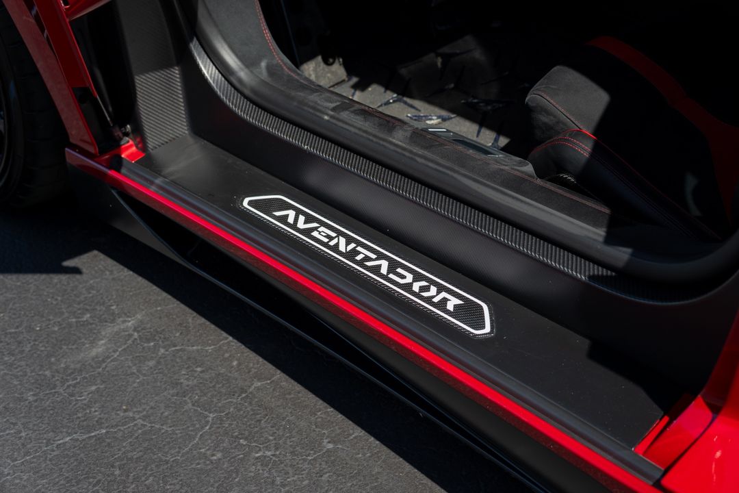 2016 Lamborghini Aventador