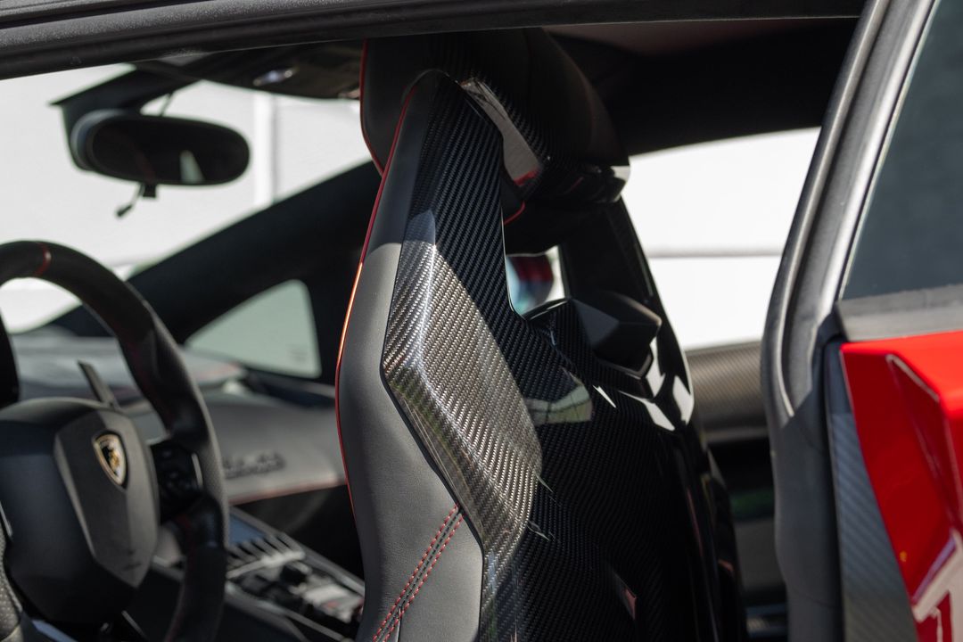 2016 Lamborghini Aventador