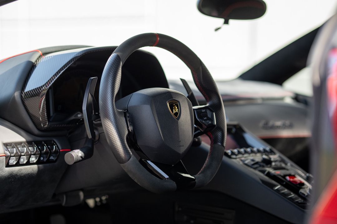 2016 Lamborghini Aventador