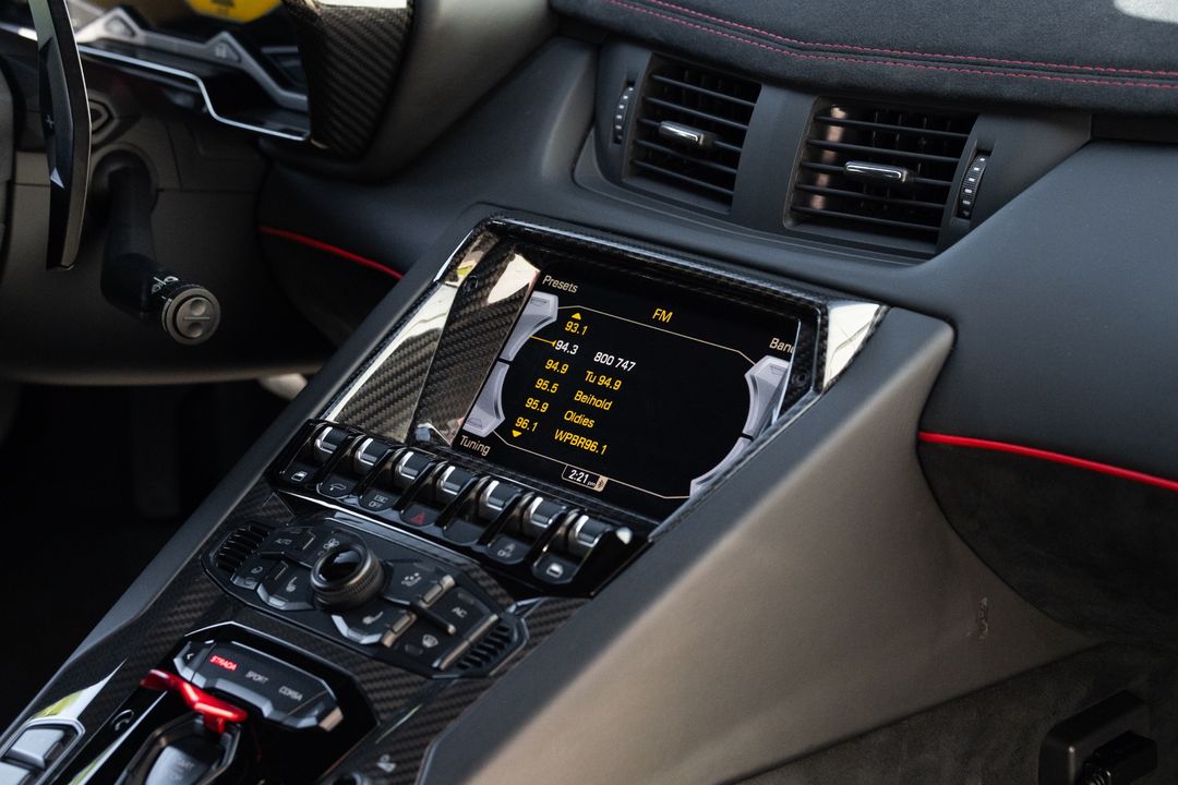2016 Lamborghini Aventador