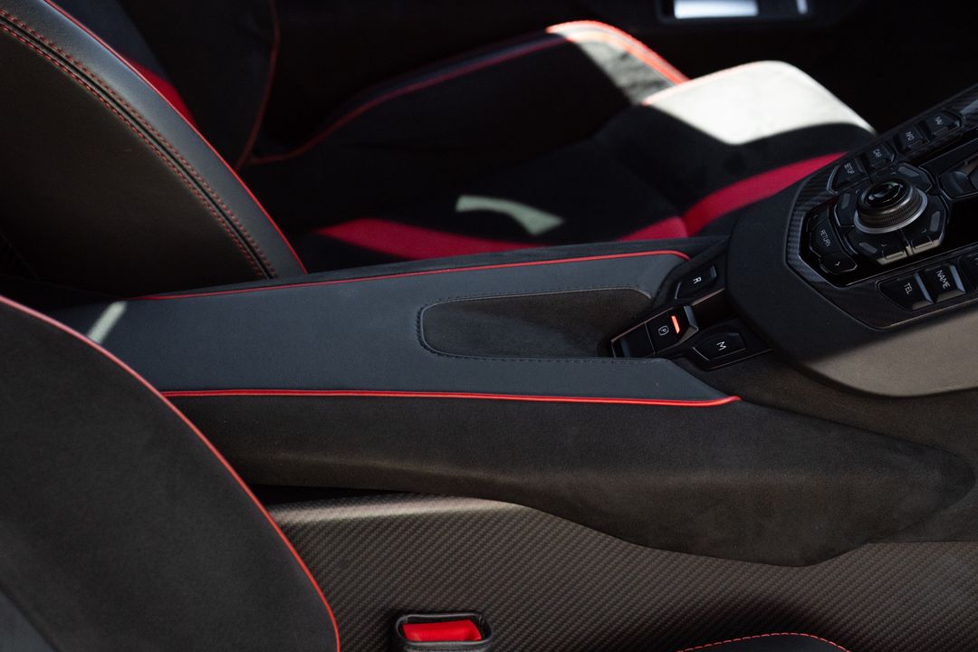 2016 Lamborghini Aventador