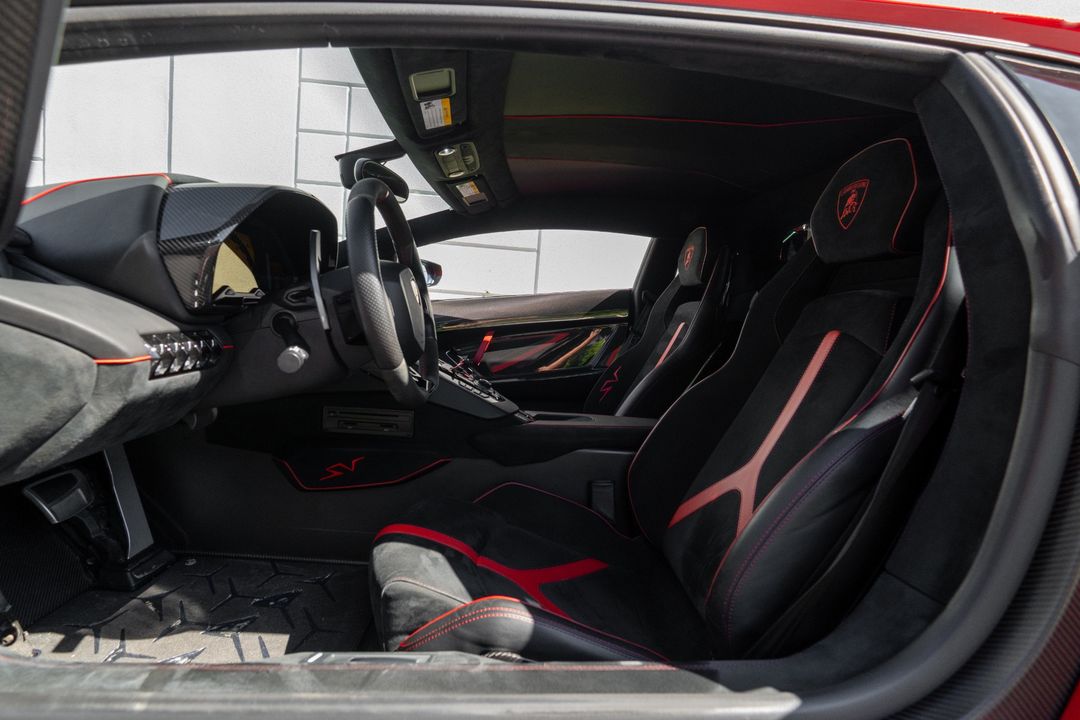 2016 Lamborghini Aventador