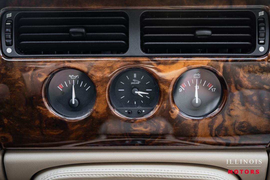 2002 Jaguar XK-Series