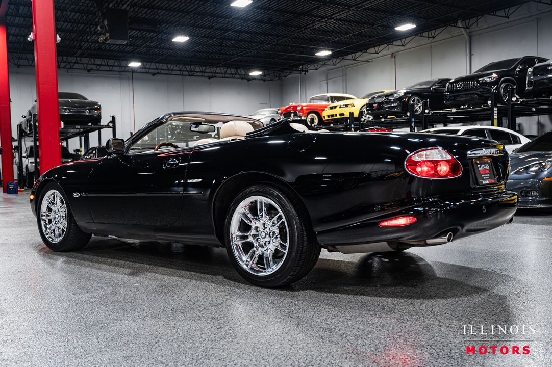 2002 Jaguar XK-Series