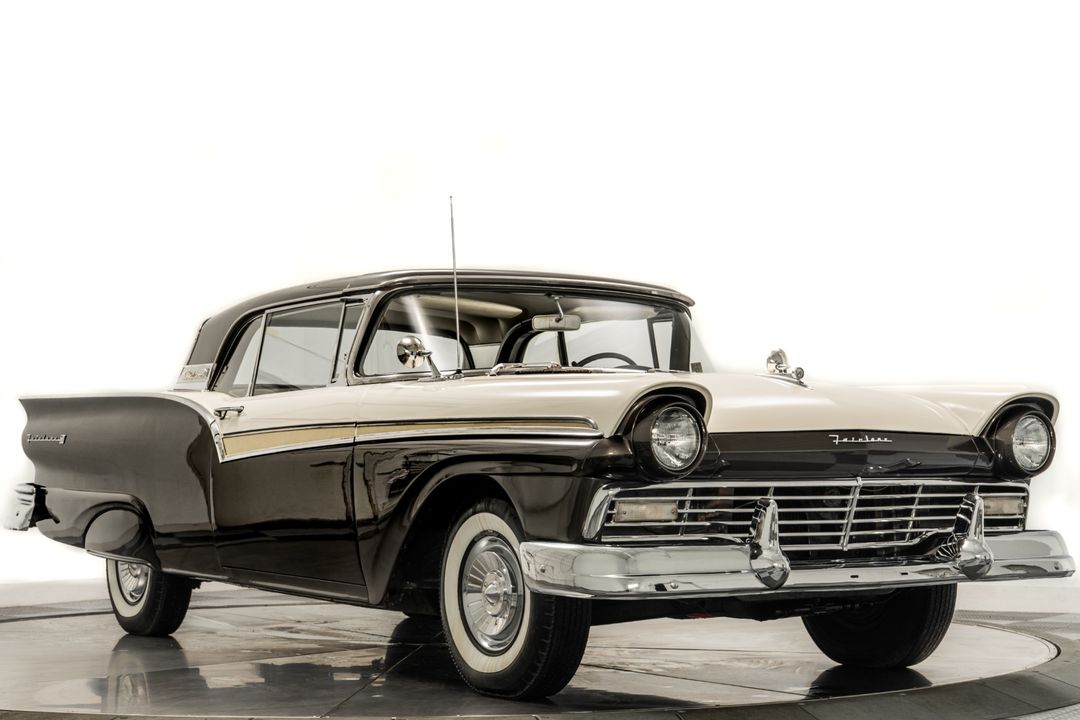 1957 Ford Fairlane
