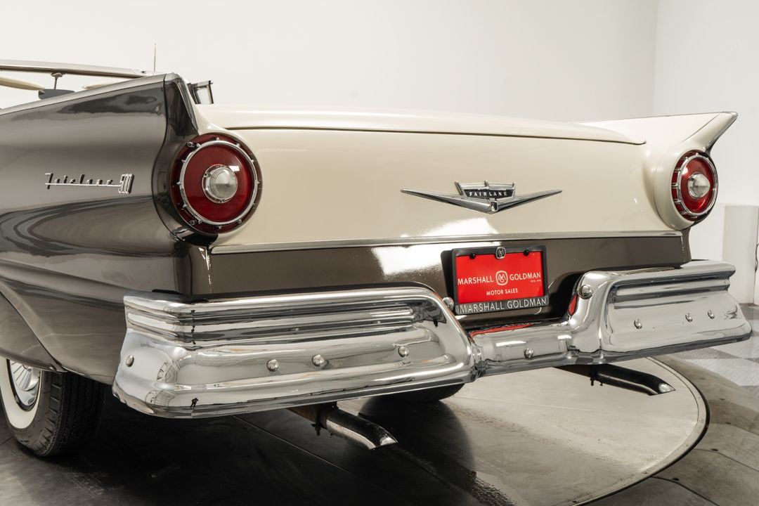1957 Ford Fairlane