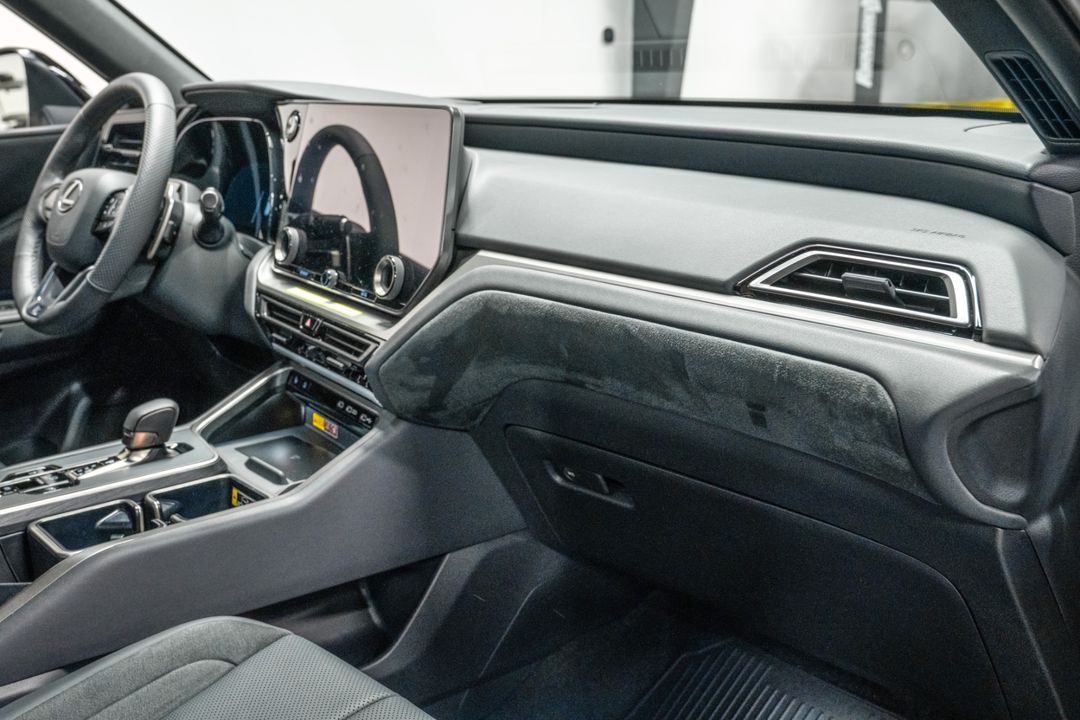 2025 Lexus TX 500h