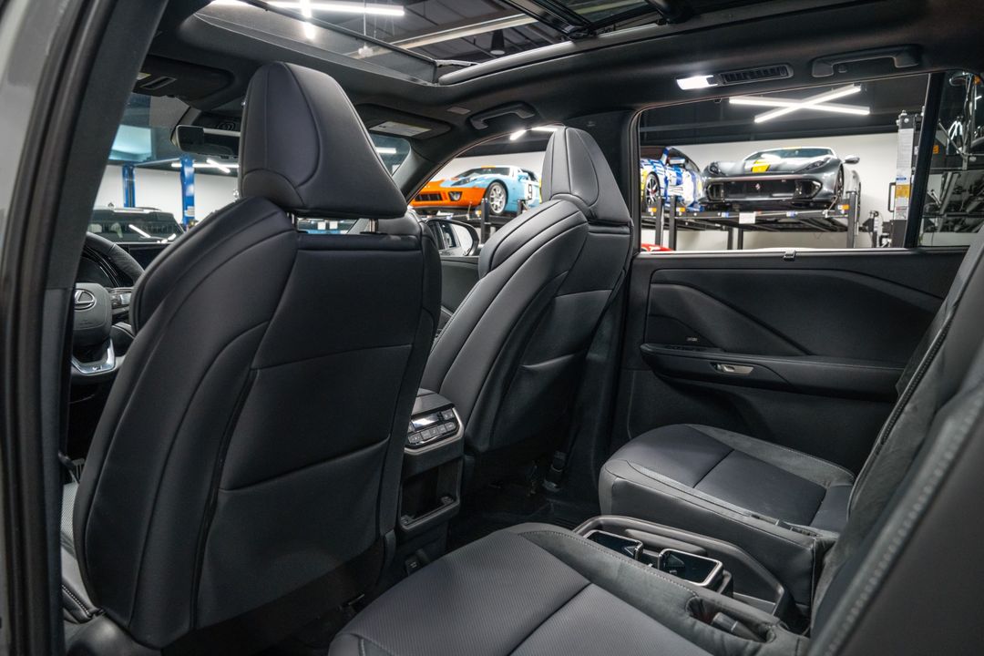 2025 Lexus TX 500h