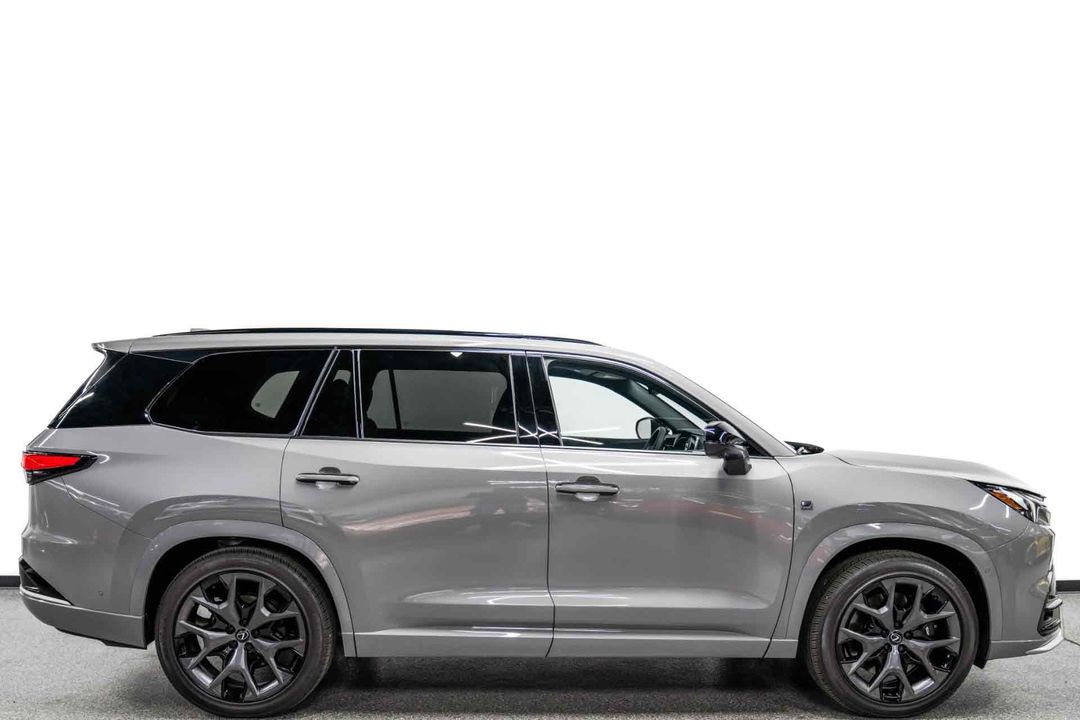 2025 Lexus TX 500h