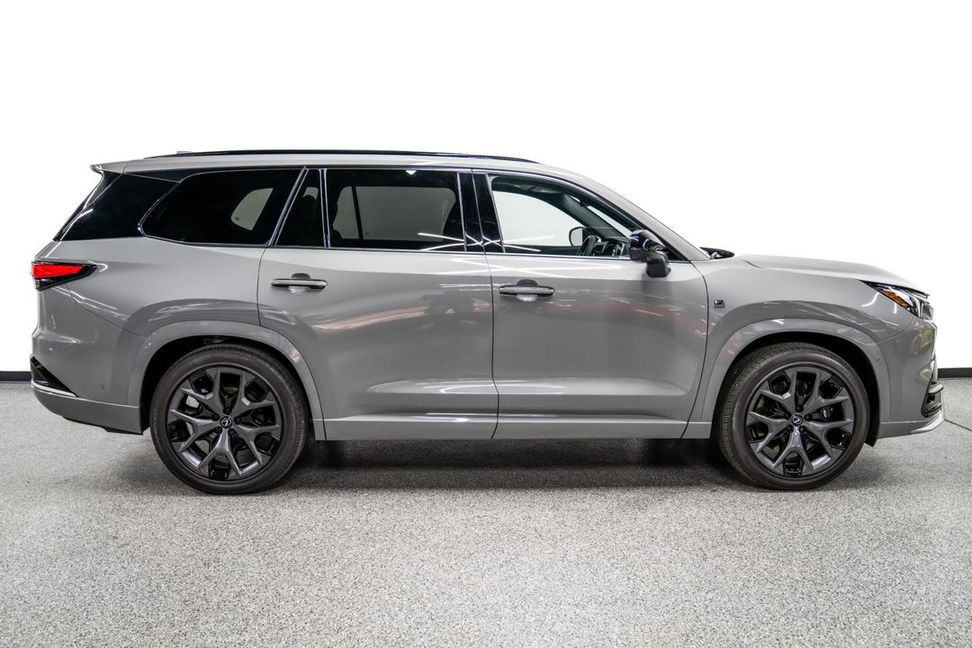 2025 Lexus TX 500h