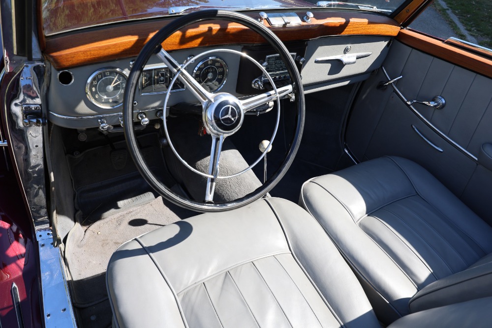 1952 Mercedes-Benz 220A