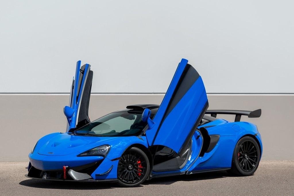 2020 McLaren 620R