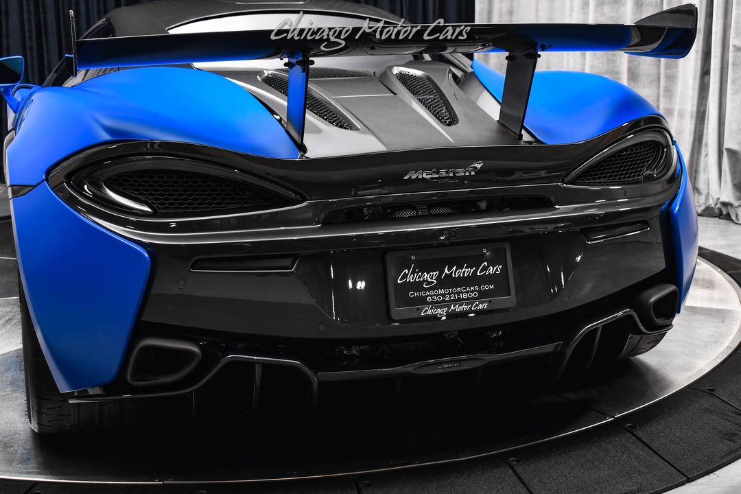 2020 McLaren 620R