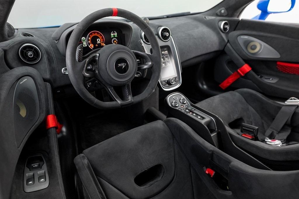 2020 McLaren 620R