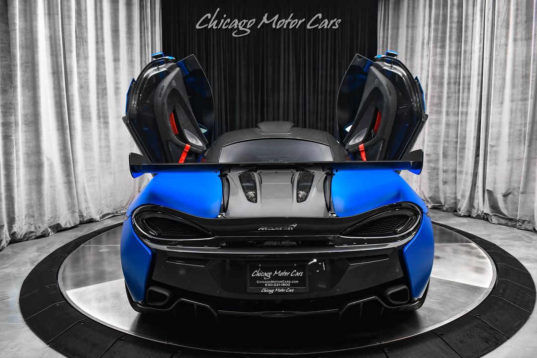 2020 McLaren 620R