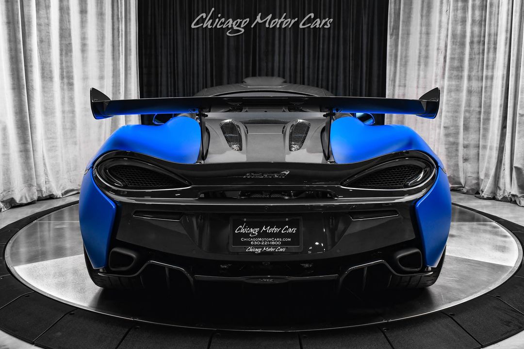 2020 McLaren 620R