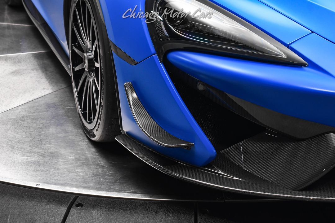 2020 McLaren 620R