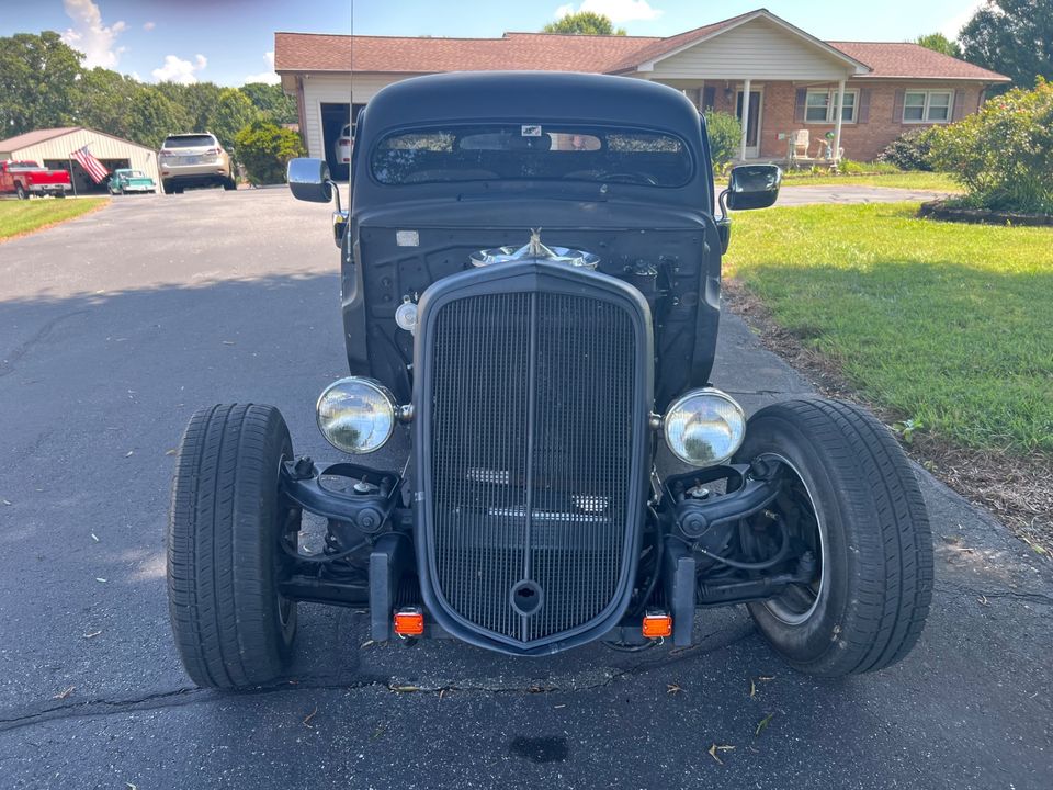1949 Ford F-100 Rat Rod