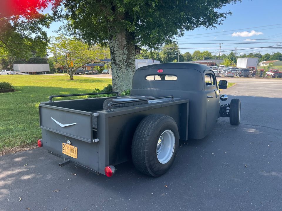 1949 Ford F-100 Rat Rod