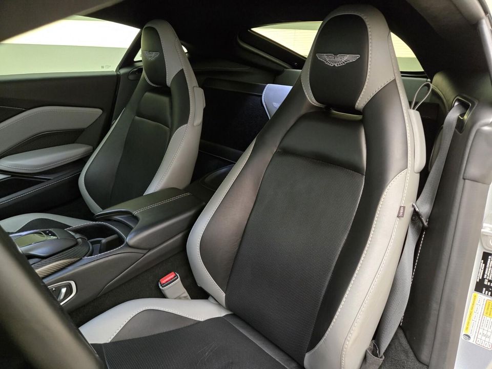 2019 Aston Martin Vantage