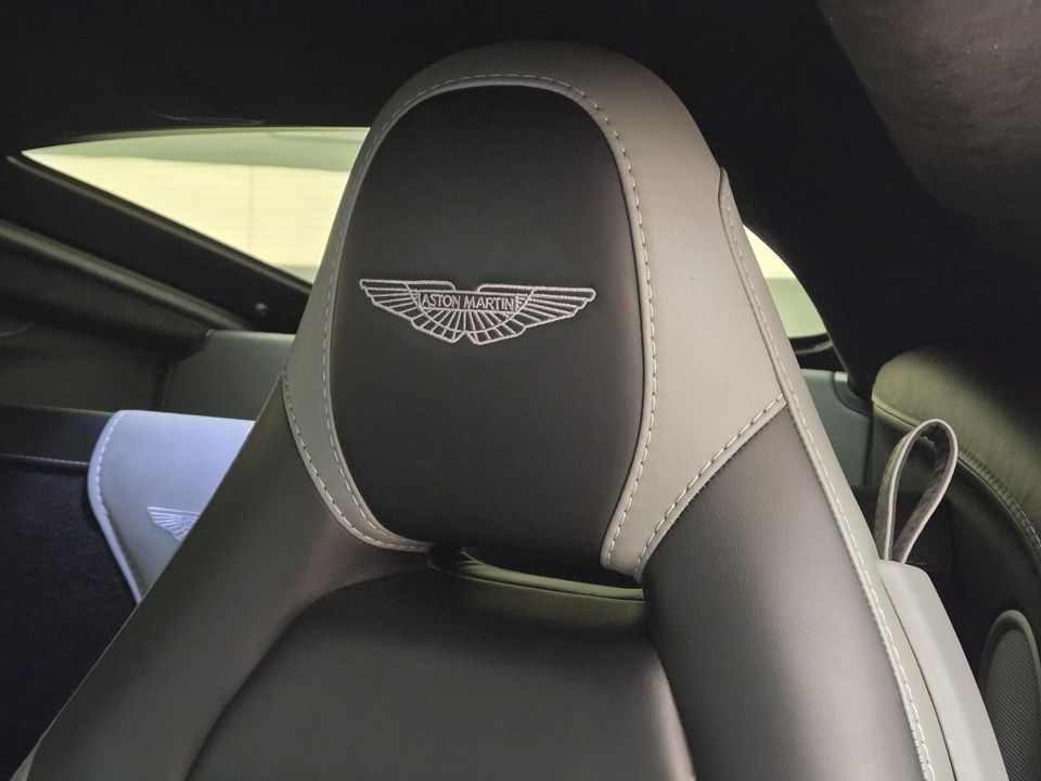 2019 Aston Martin Vantage