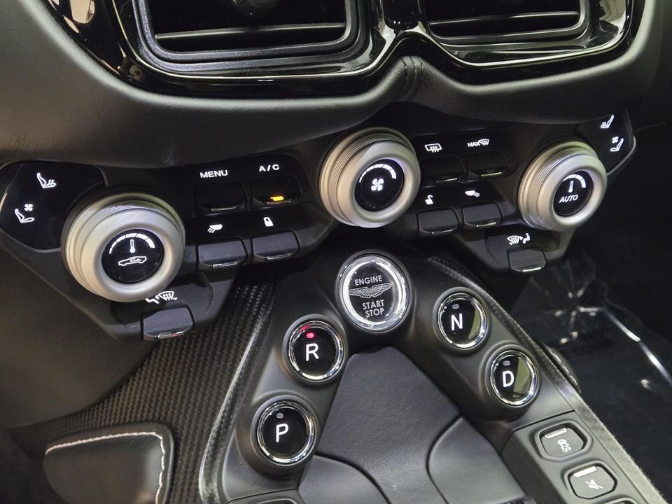 2019 Aston Martin Vantage