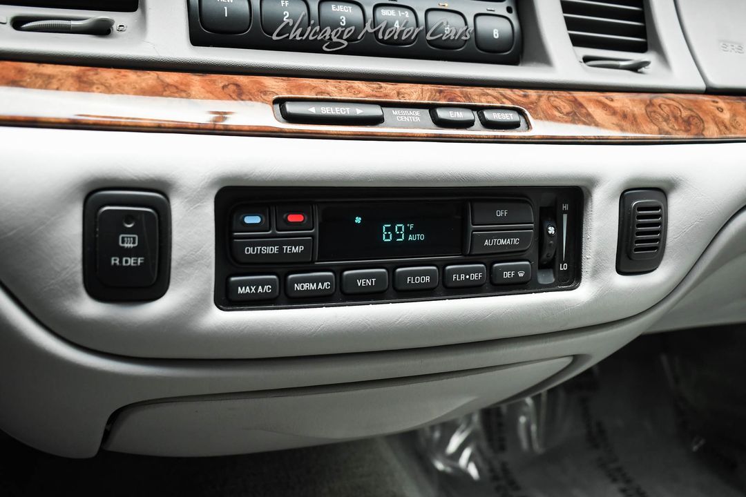 1997 Lincoln Town Car