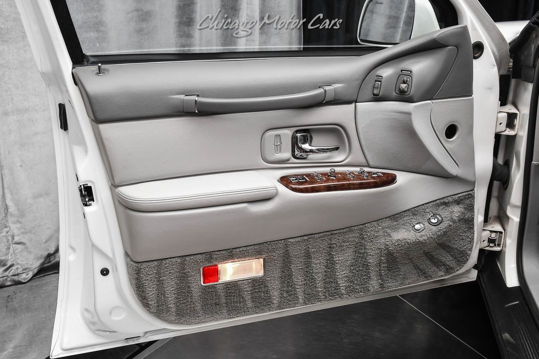 1997 Lincoln Town Car