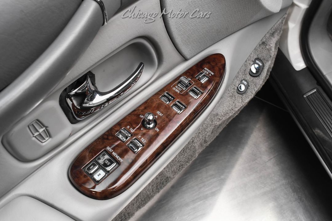 1997 Lincoln Town Car