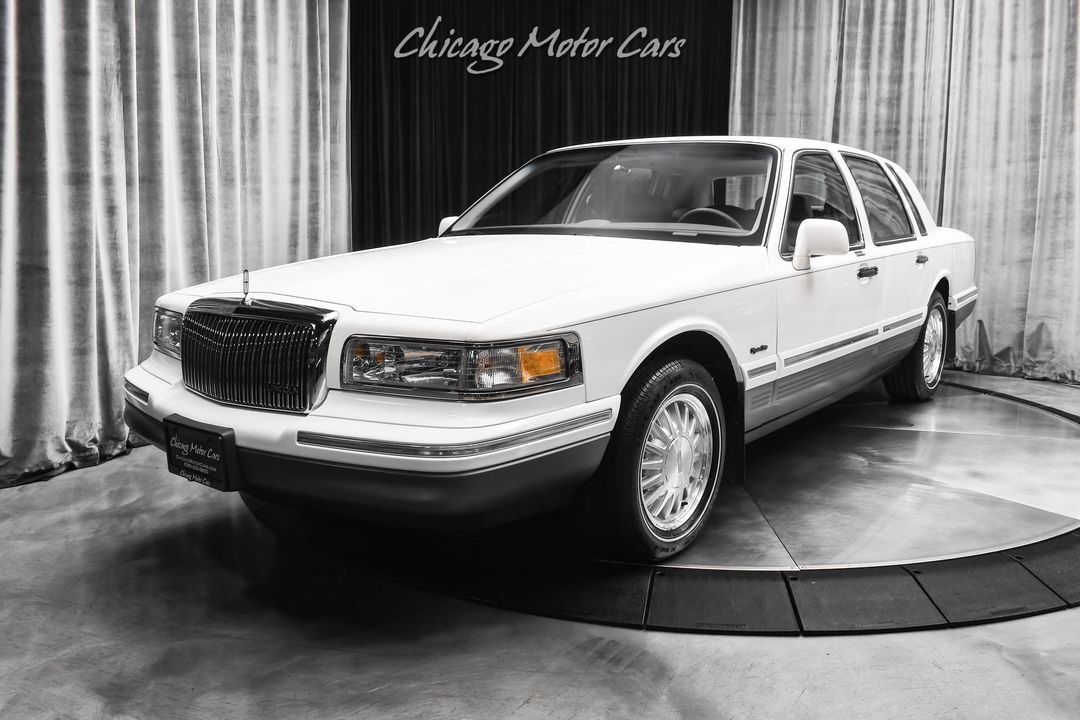 1997 Lincoln Town Car