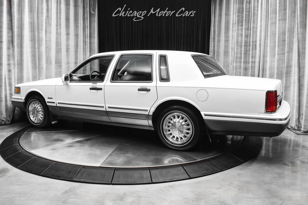 1997 Lincoln Town Car