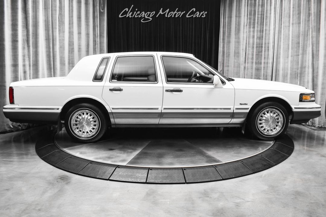 1997 Lincoln Town Car