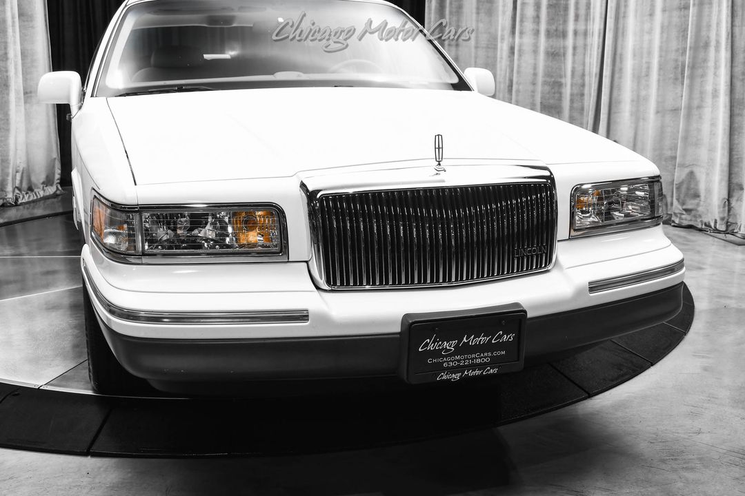 1997 Lincoln Town Car