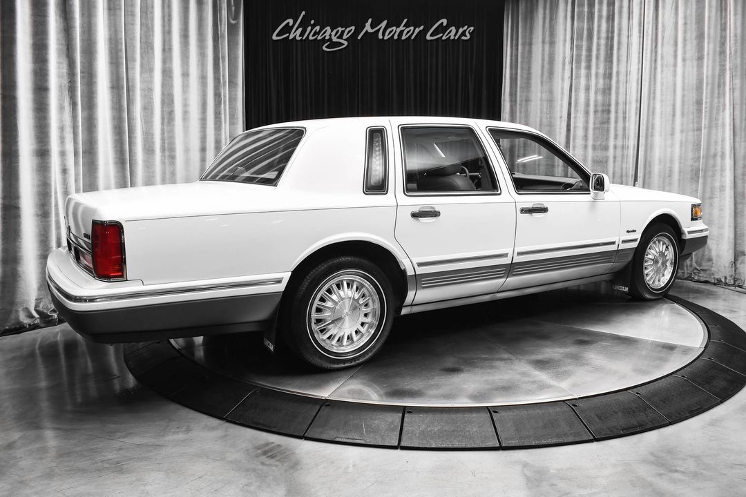 1997 Lincoln Town Car