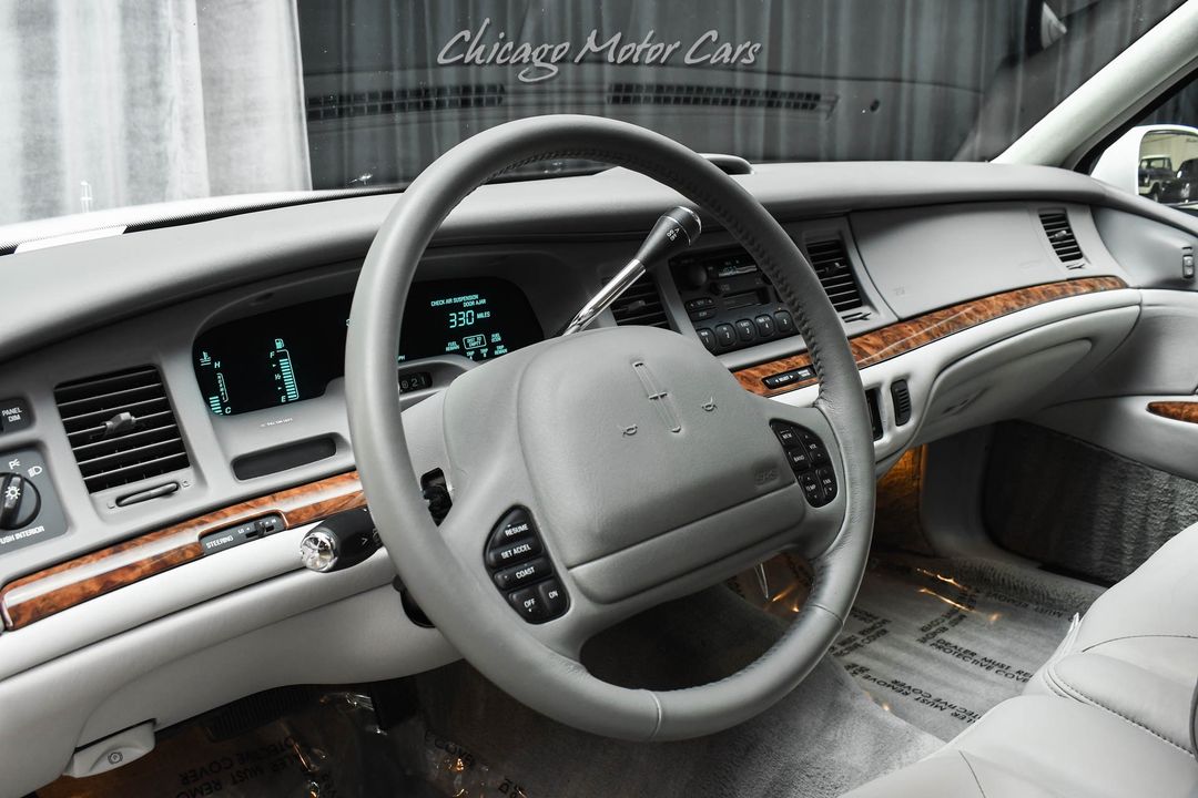 1997 Lincoln Town Car