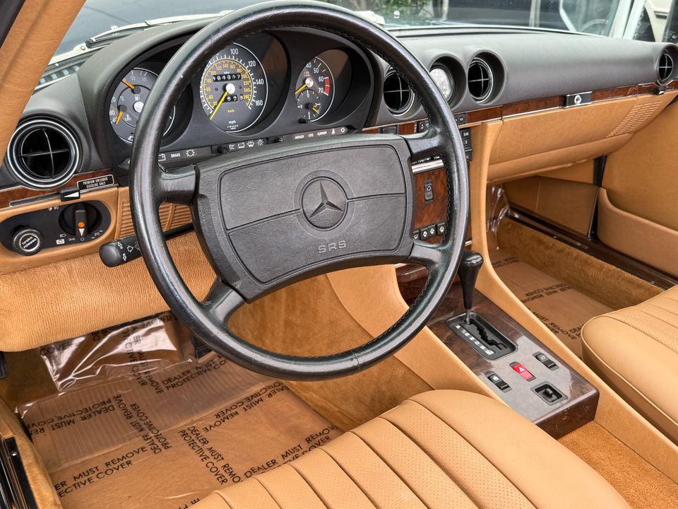 1987 Mercedes-Benz 560-Class