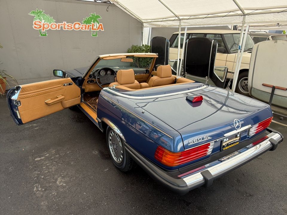 1987 Mercedes-Benz 560-Class