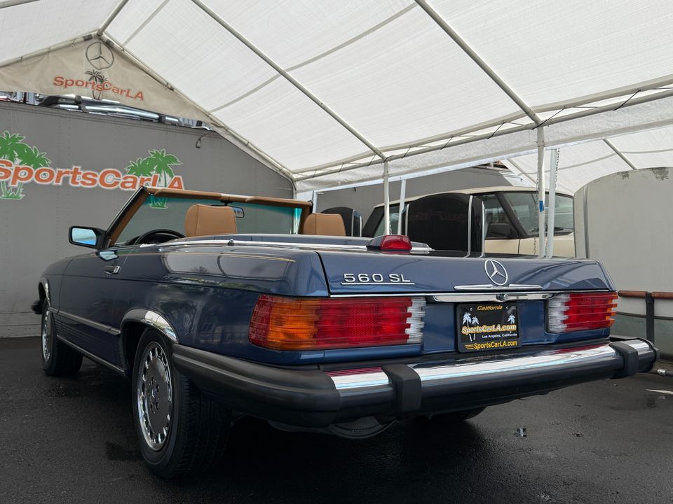 1987 Mercedes-Benz 560-Class