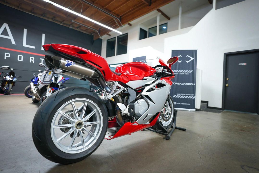 2015 MV Agusta F4