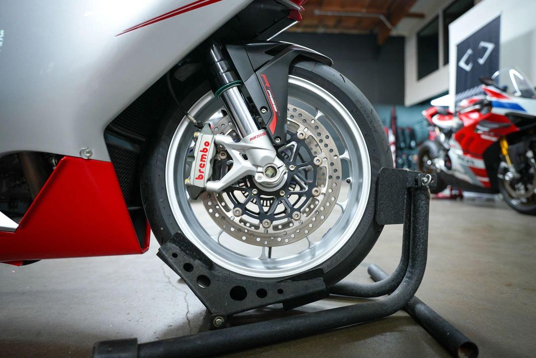 2015 MV Agusta F4