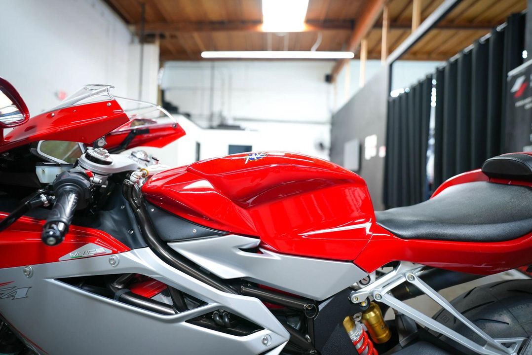 2015 MV Agusta F4