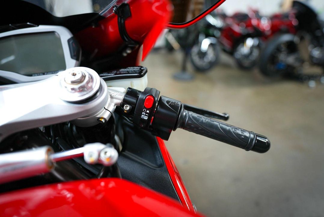 2015 MV Agusta F4